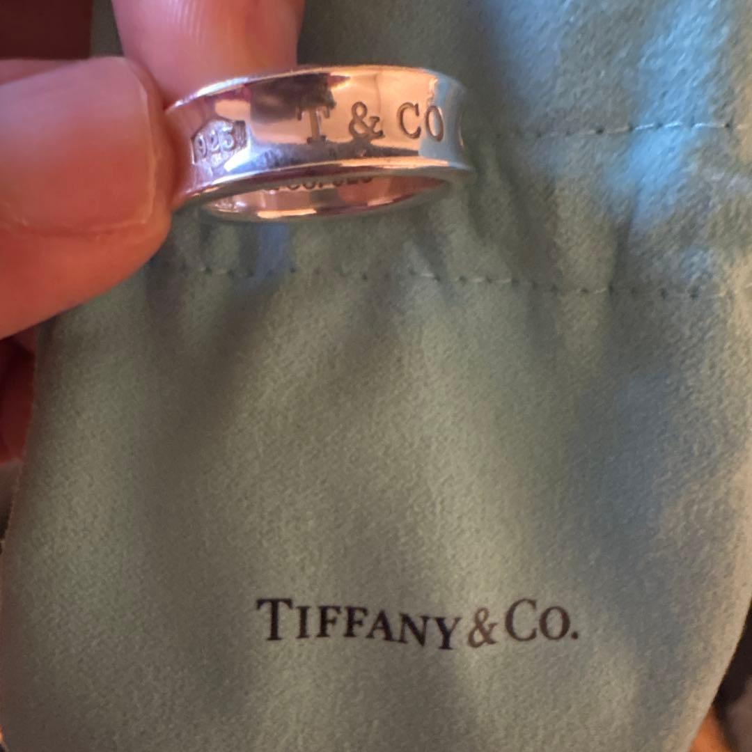 【美品】Tiffany & Co. ナローリング 16号