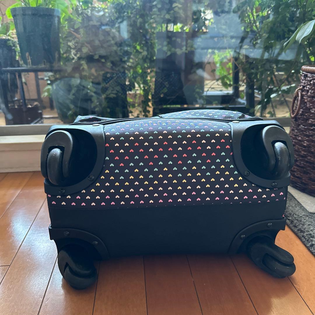 レスポートサック　キャスター付バッグ　スーツケース　旅行　キャリーバック　4輪