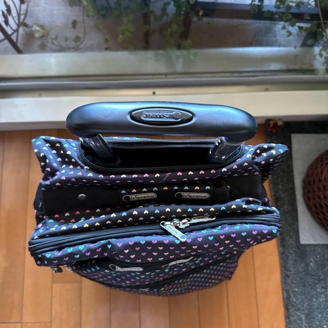 レスポートサック　キャスター付バッグ　スーツケース　旅行　キャリーバック　4輪