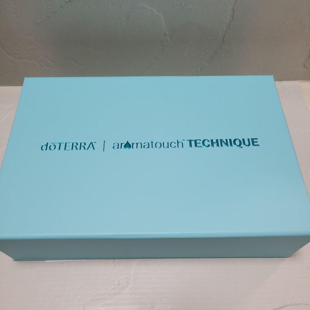 だだ様 doTERRA アロマタッチテクニックキット 新品未使用♪