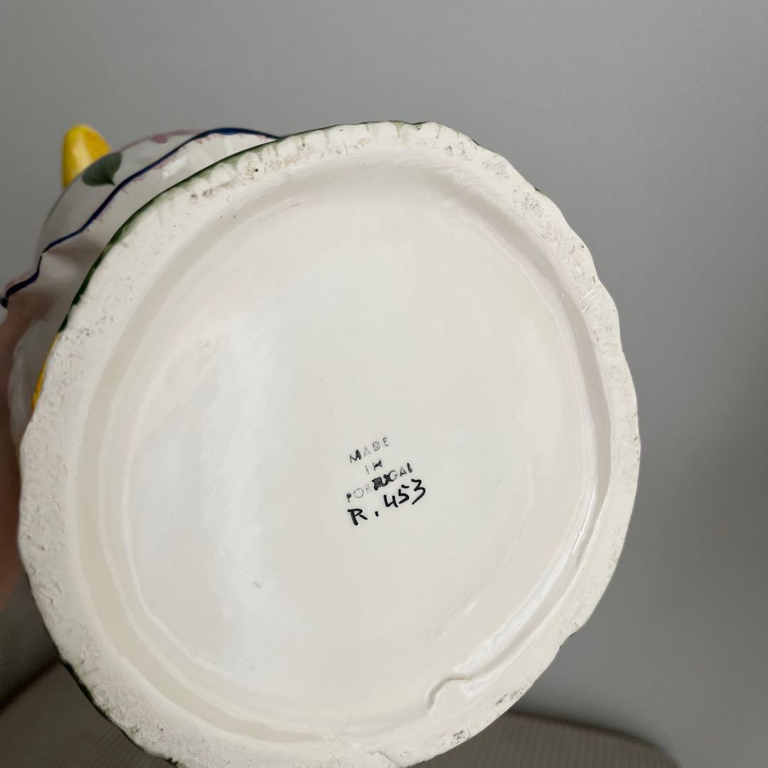 アヒル型陶器花瓶 花柄エプロン　手書き　ポルトガル製