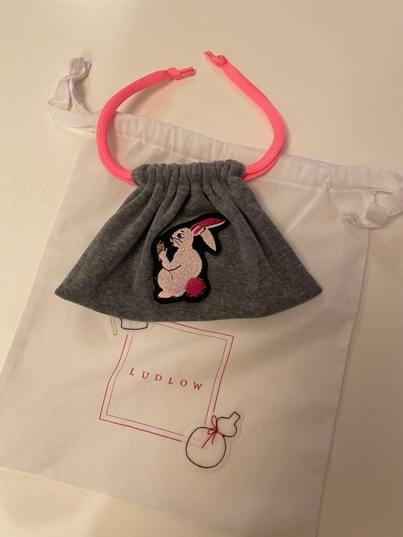 ラドロー　ポーチ　2026