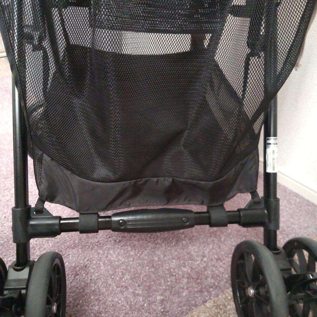 コンビ　ベビーカー　Acbee plus ベージュ