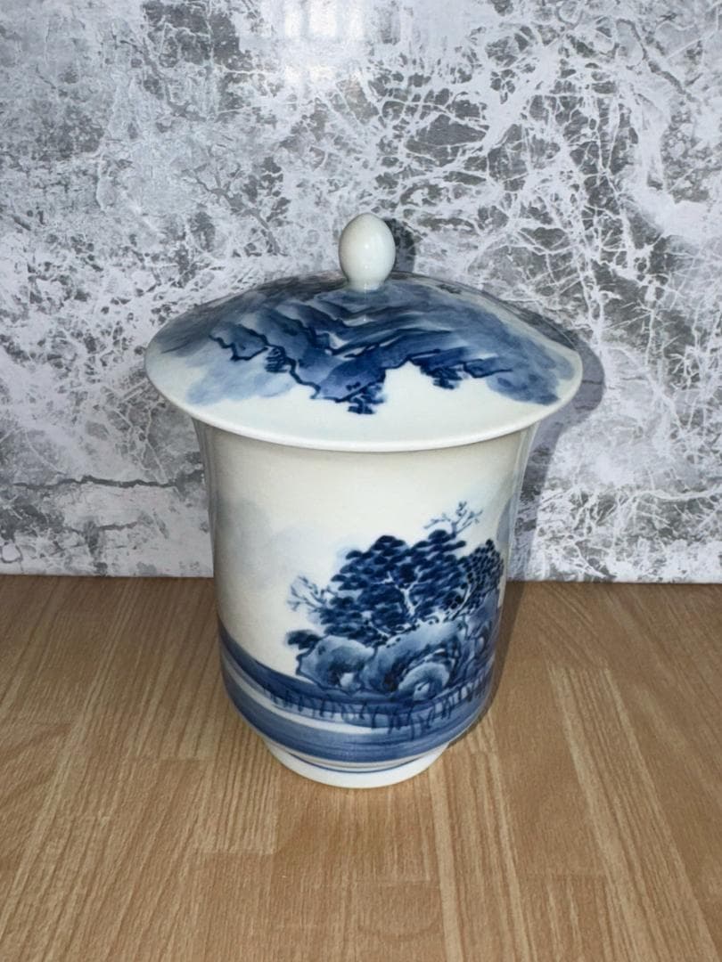 有田焼 青い風景画の湯呑み