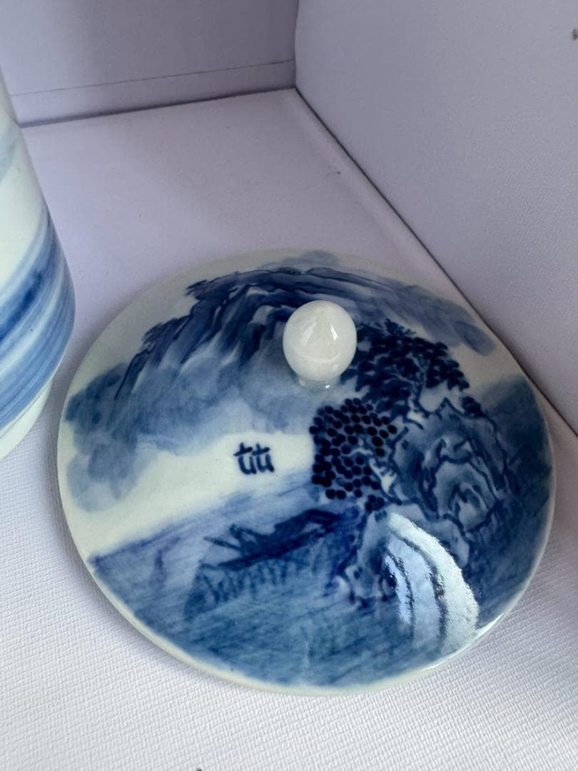 有田焼 青い風景画の湯呑み