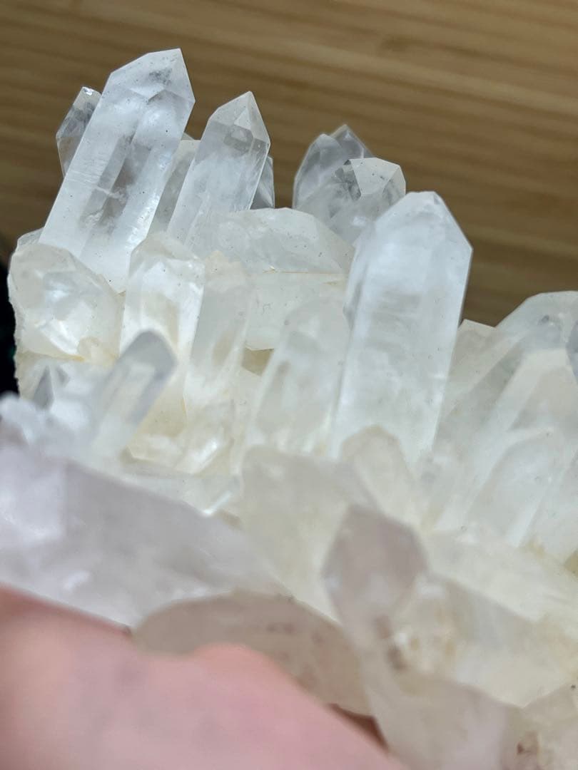 天然水晶クラスター　アズライト共生　レア　ヒマラヤ産　ファントム水晶　浄化　台付