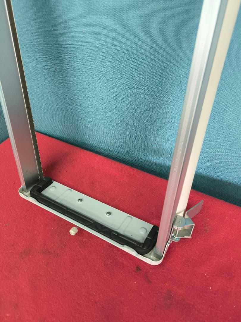 21年製　コロナ窓用エアコンReLaLa　8畳まで　CW-FA1821