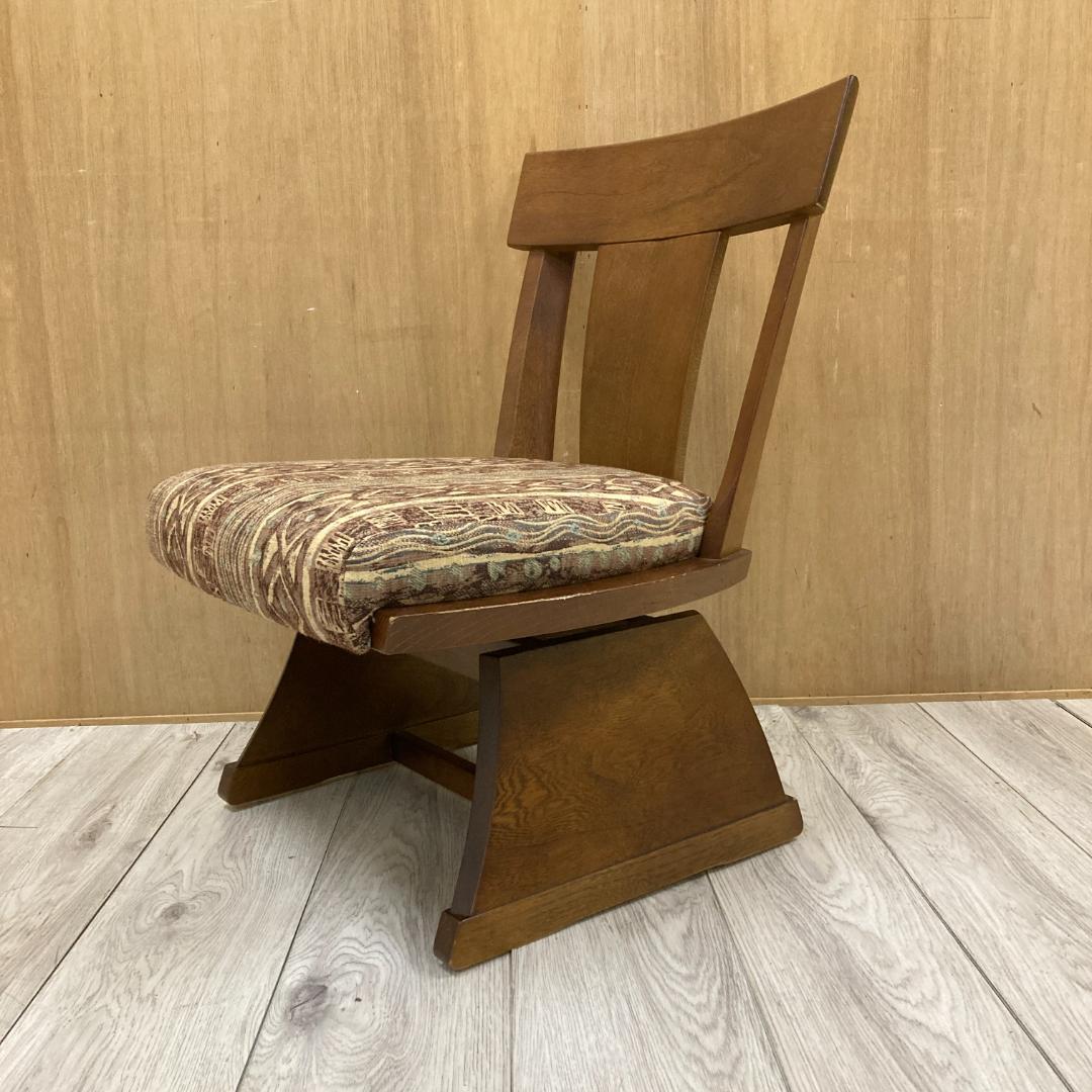 【カリモク】ロータイプ　ダイニングチェア　回転式