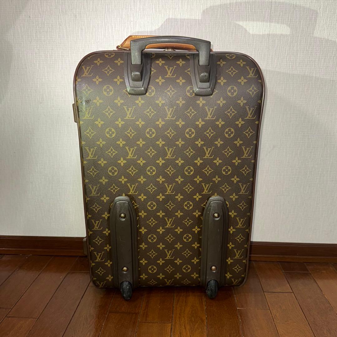 LOUIS VUITTON スーツケース