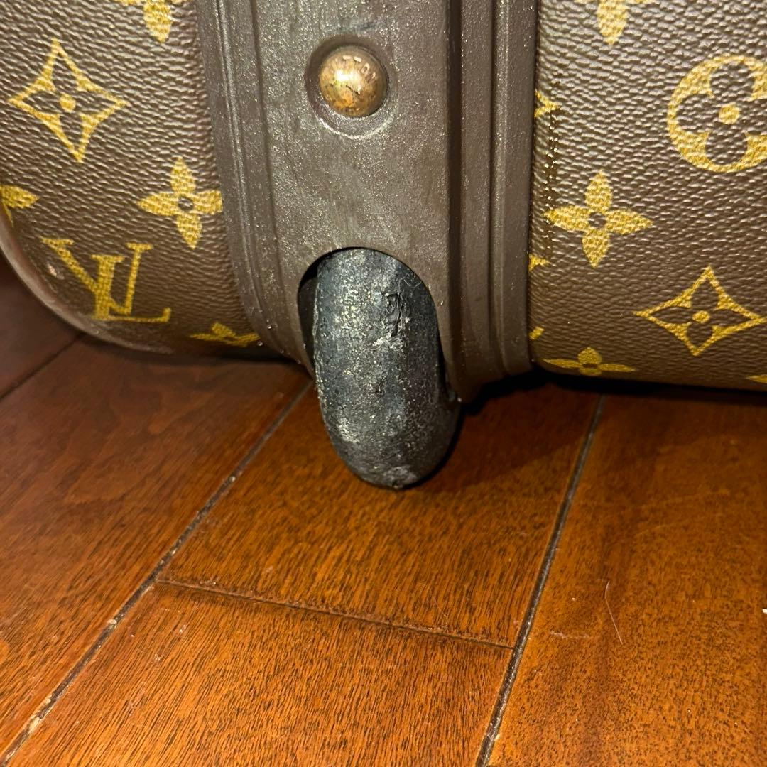 LOUIS VUITTON スーツケース