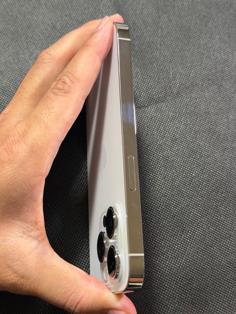 Apple iPhone 14 Pro シルバー 本体