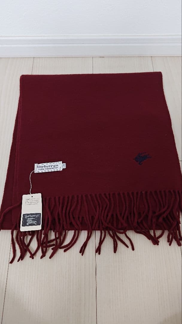 バーバリー　マフラー　エンジ色　新品未使用　カシミヤ100%