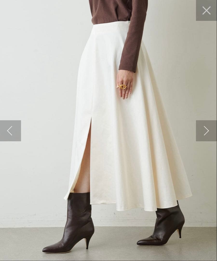 Whim Gazette(ウィム ガゼット) 上質 レザータッチフレアスカート