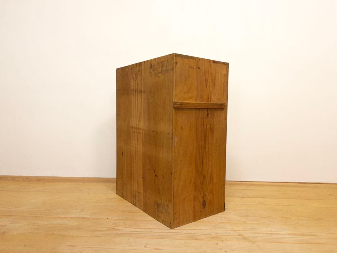 木製　収納棚　小ぶり　古道具　古家具　和家具　ビンテージ　アンティーク　レトロ