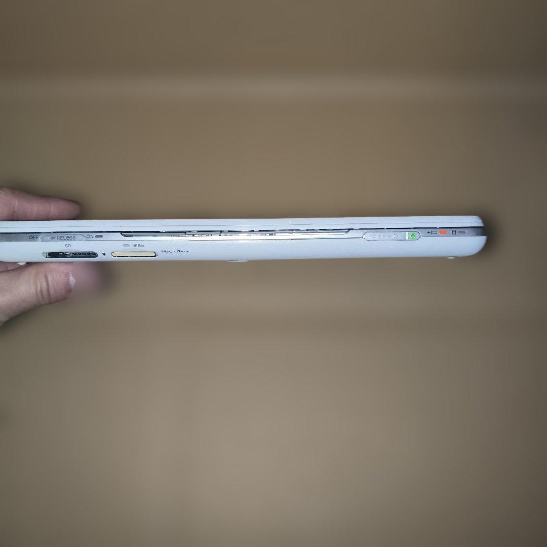 SONY VAIO ノートパソコン　VGN-P72K