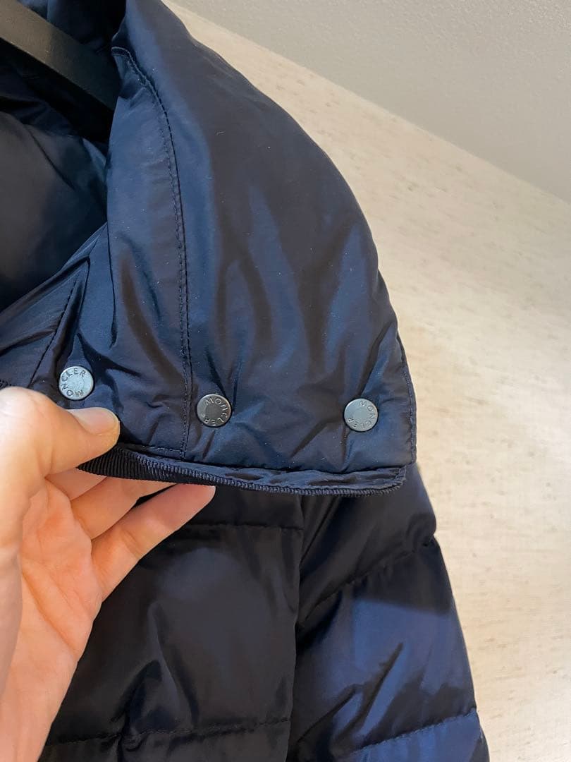 ぴ*き様 モンクレール　ネイビー フード付き ダウンジャケット