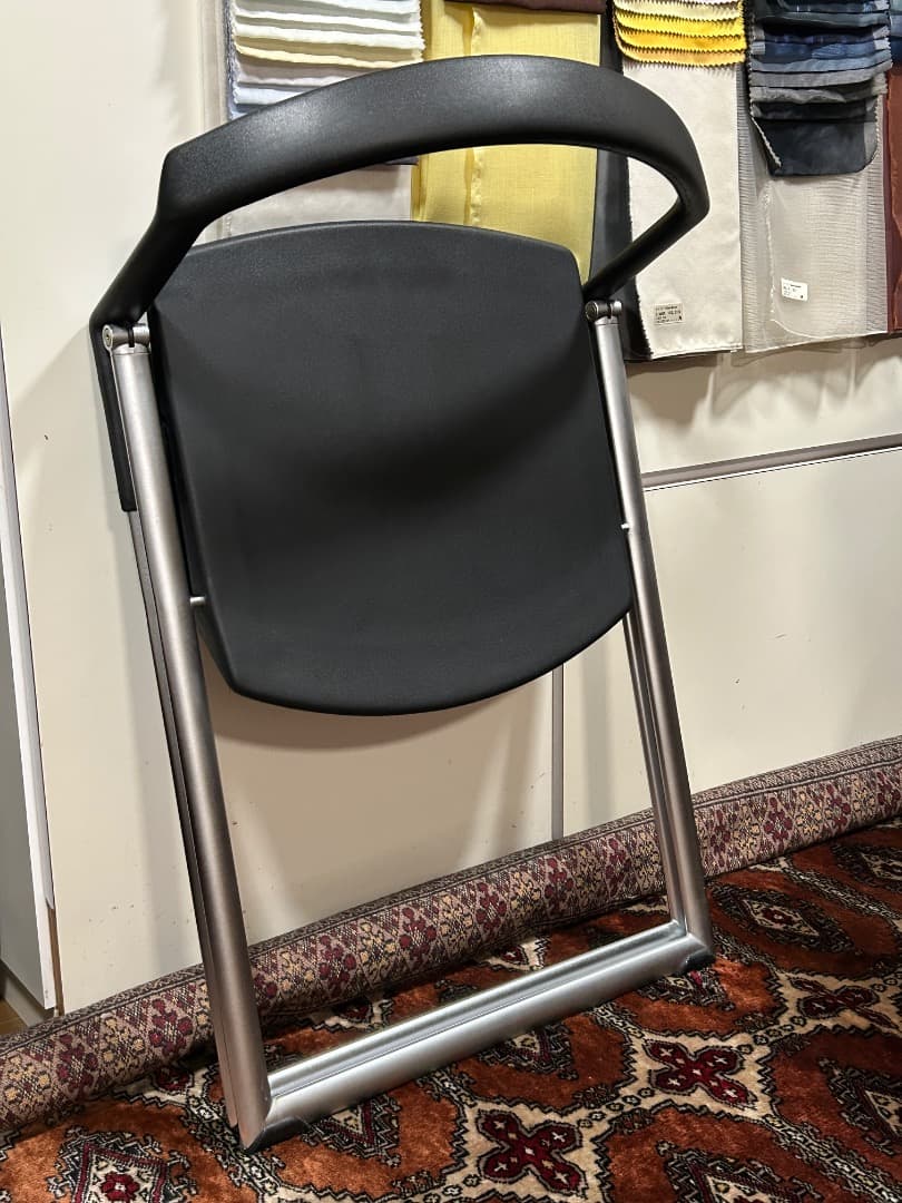 ほ*と様 01 中古 BRONX 1010フォールディングチェア 1脚