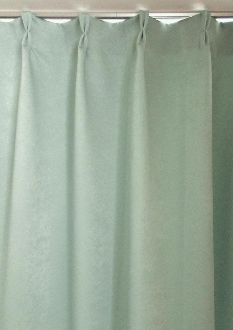 プロフィールご覧 ★防炎遮光(BM0002)と防炎レース(M127)の4枚