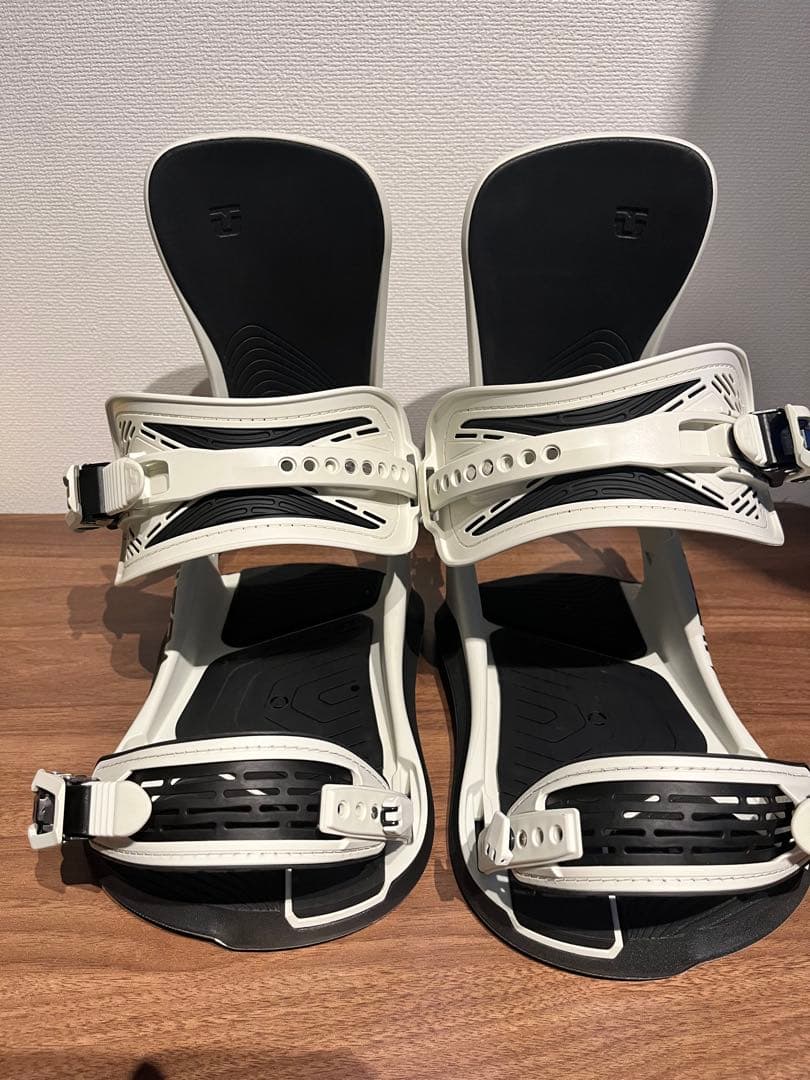 Union Ultra ホワイト ビンディング　23-24モデル