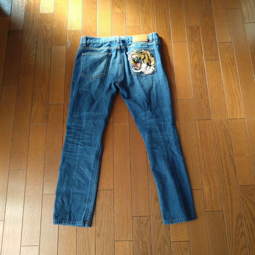 GUCCI トラ刺繍 ストレートデニム 26