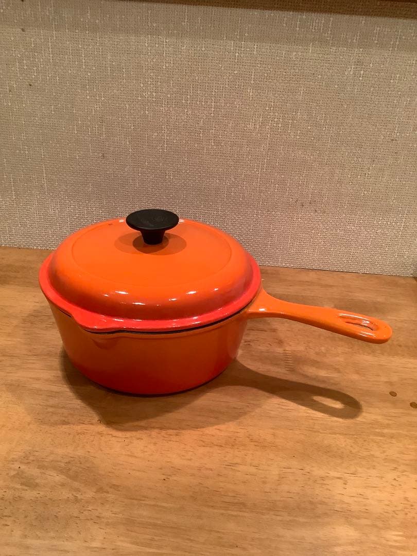 ルクルーゼ 片手鍋　20cm オレンジ色