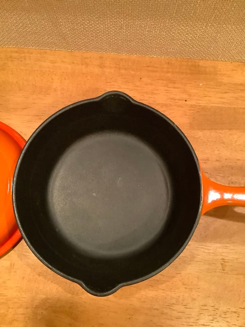 ルクルーゼ 片手鍋　20cm オレンジ色