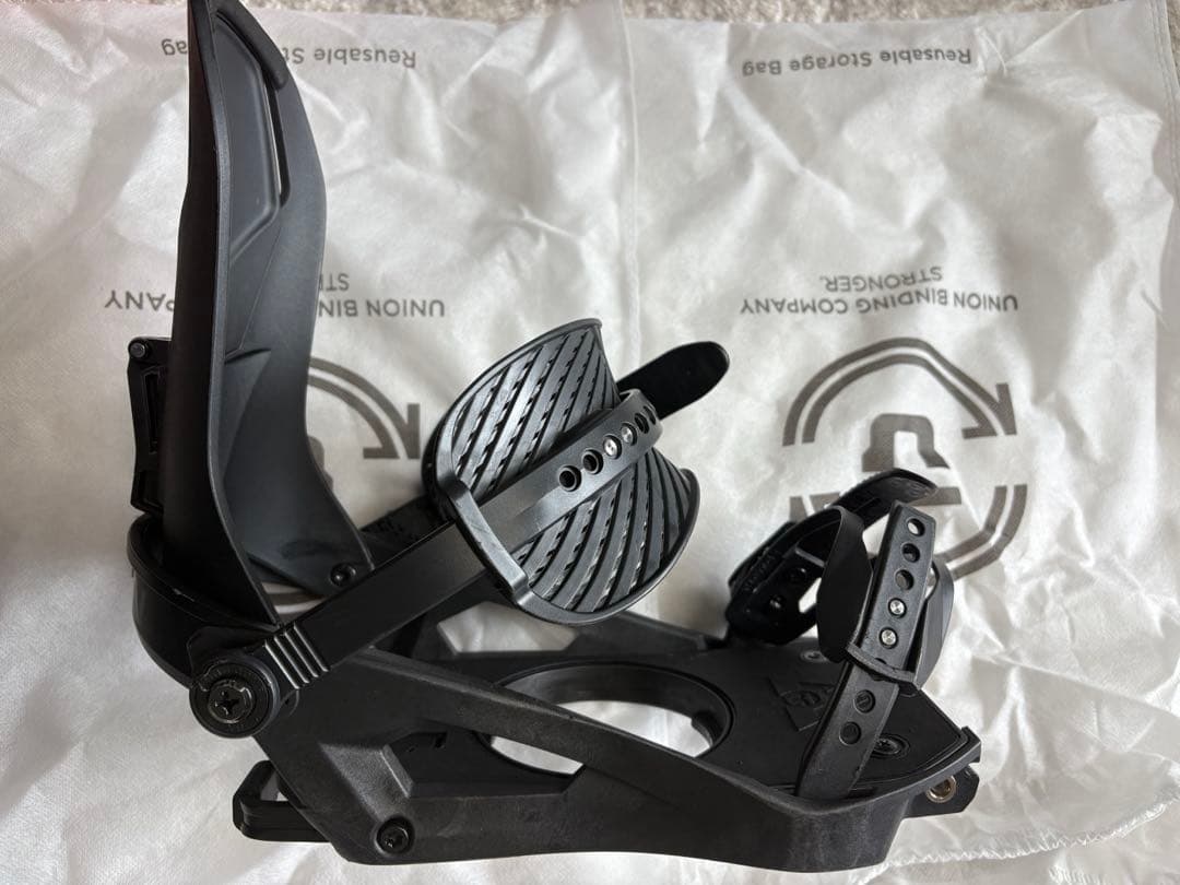 2023-2024Union charger Mサイズ　ブラック　クランポン付き