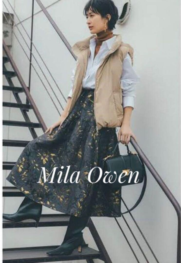 Mila Owenフード付きパテッドフレンチダウンベスト ベージュ