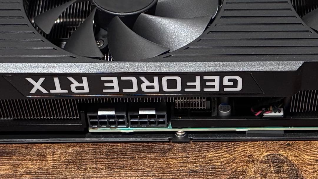 NVIDIA GeForce RTX 3090 グラフィックカード