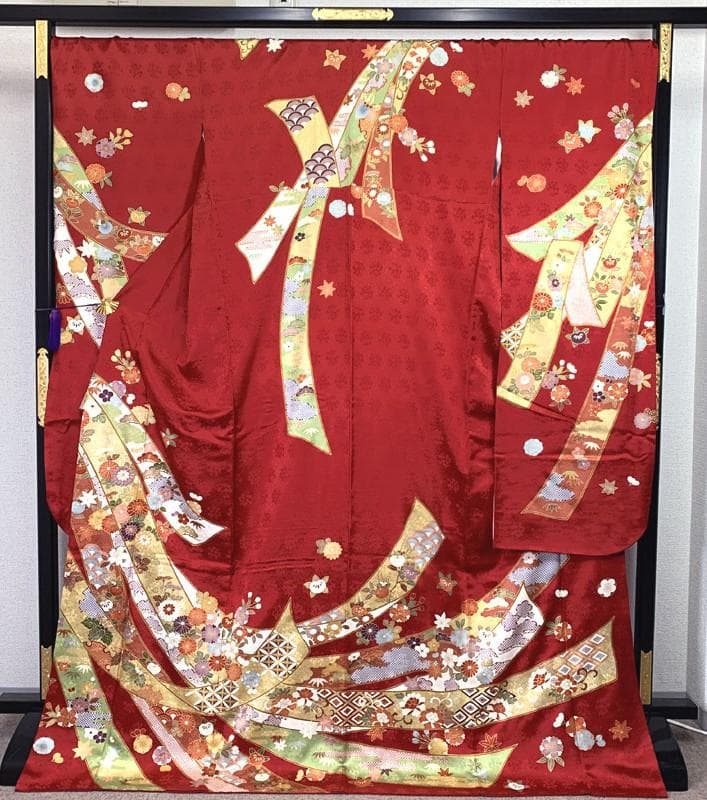 506z6〇京都きもの友禅 高身長な方 振袖 地紋 金彩 金駒刺繍 赤〇成人式