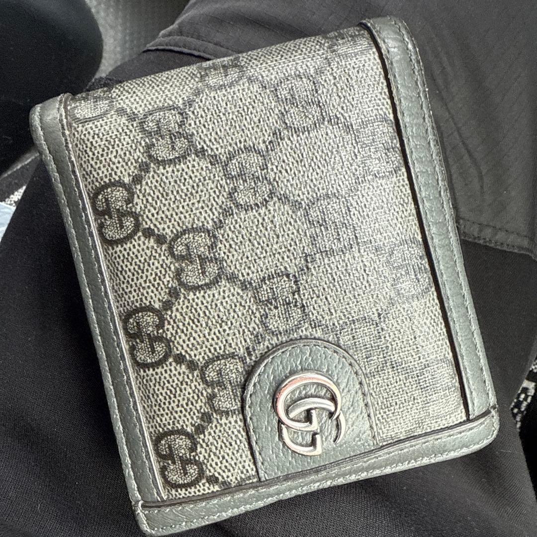 グッチ財布
