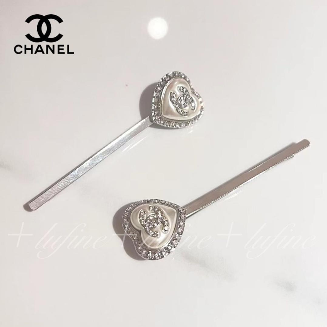 専用 ハート型ヘアピン クリスタル付き