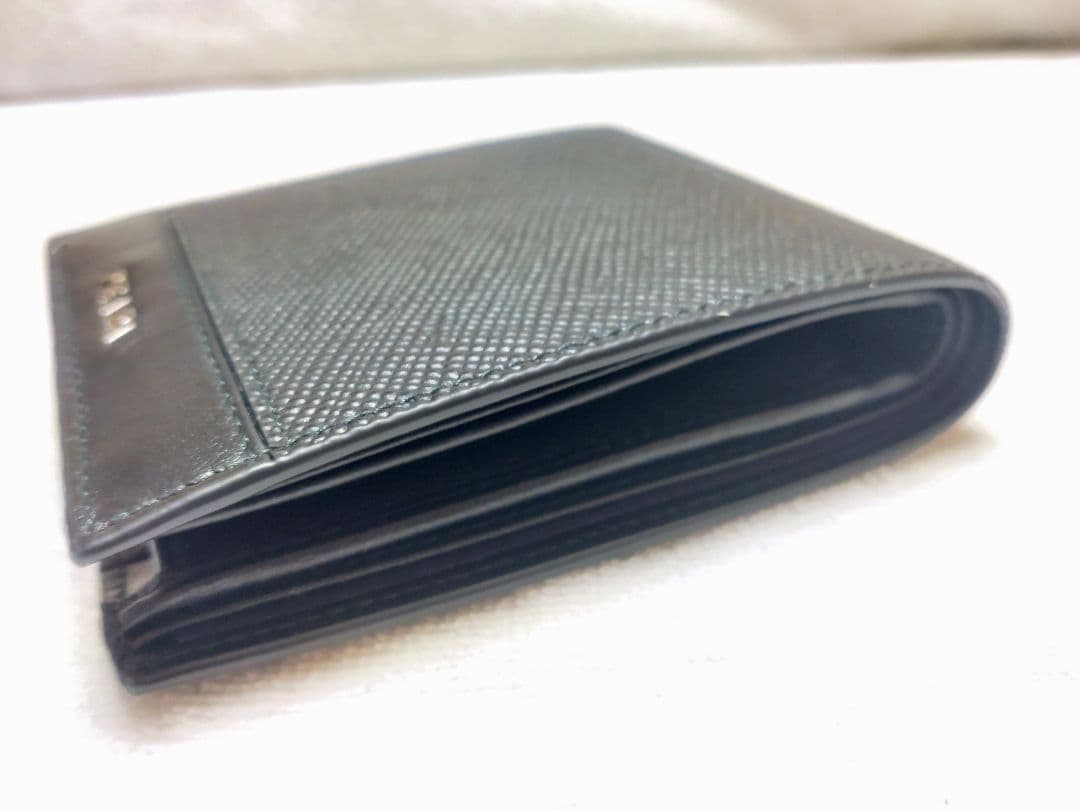 新品　PRADA　メンズ 二つ折り財布 2MO738　SAFFIANO　ブラック