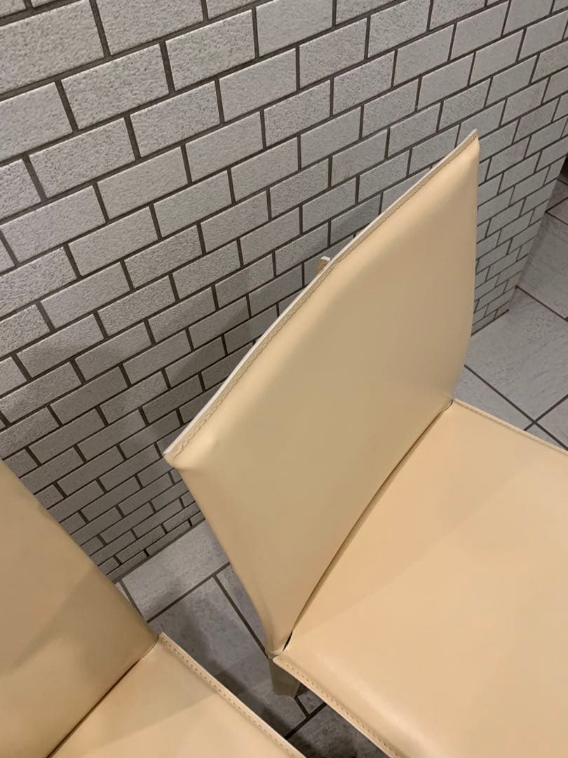 MADEイタリア製／Arper総本革アルペール2脚セット