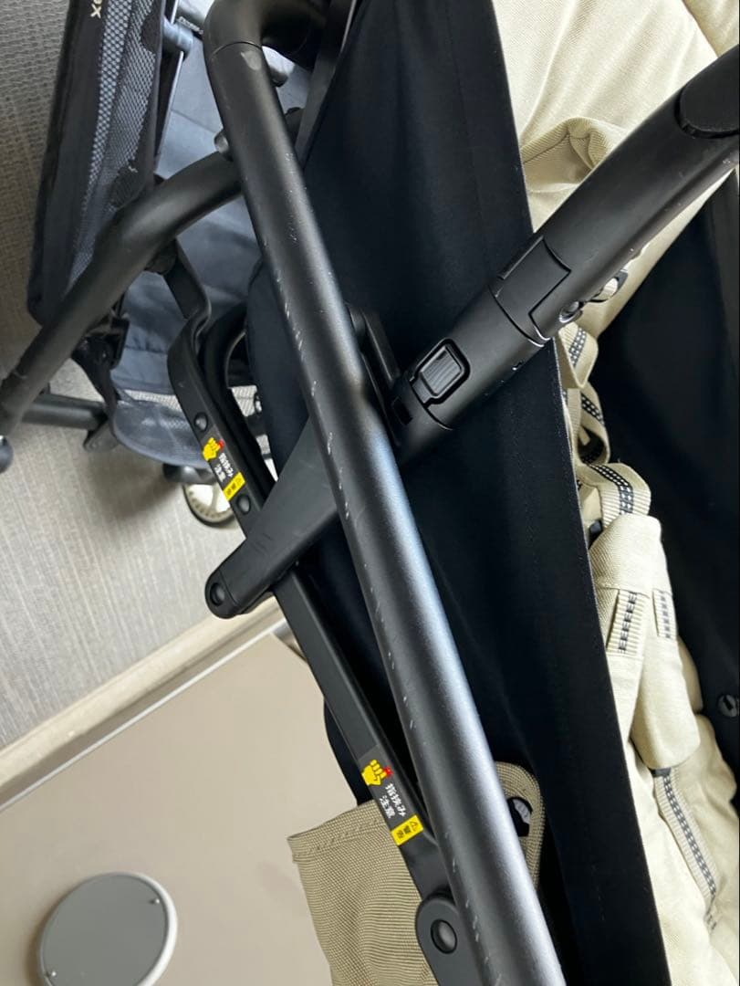 cybex サイベックス EEZY SB2 ベビーカー ベージュ　22kgまで