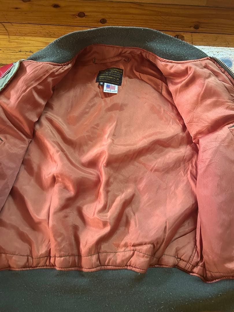 AVIREX MA-1 フライトジャケット グレー/レッド/イエロー