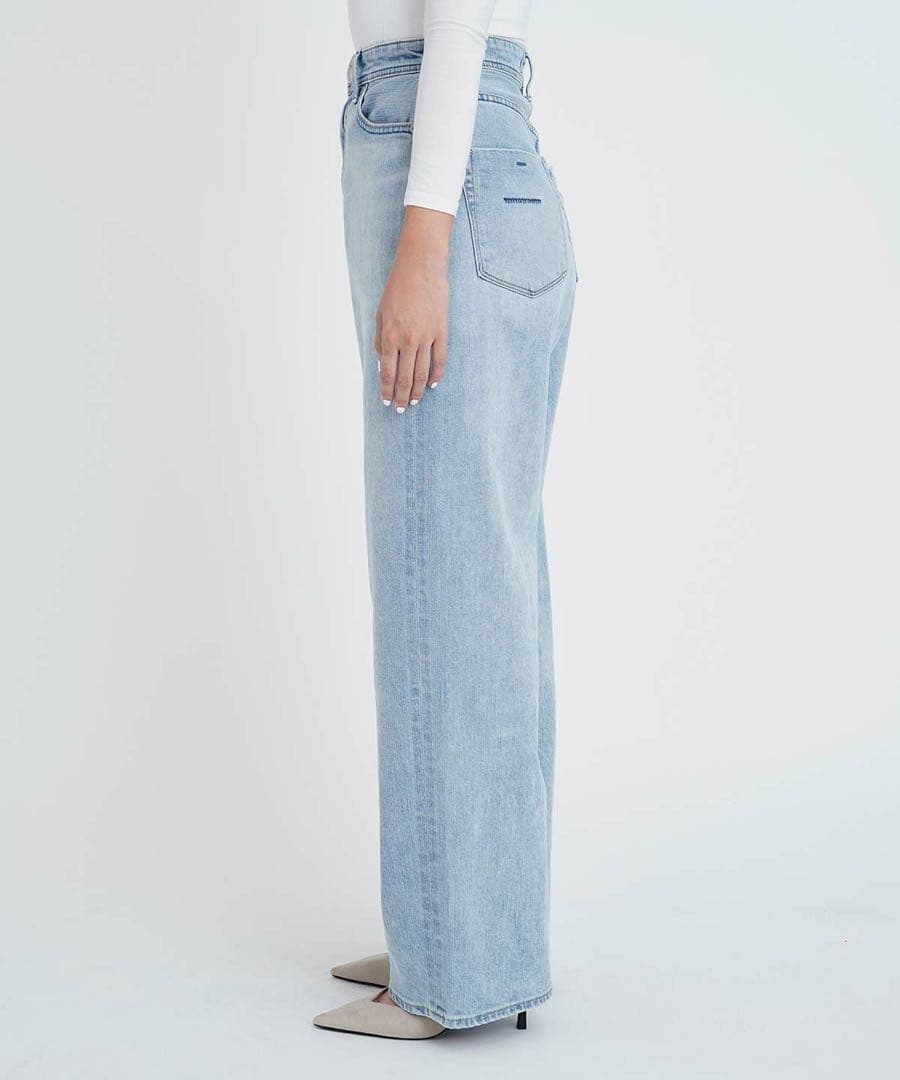 新品タグ付き YANUK JOAN / FVS ルーズストレート デニム 23