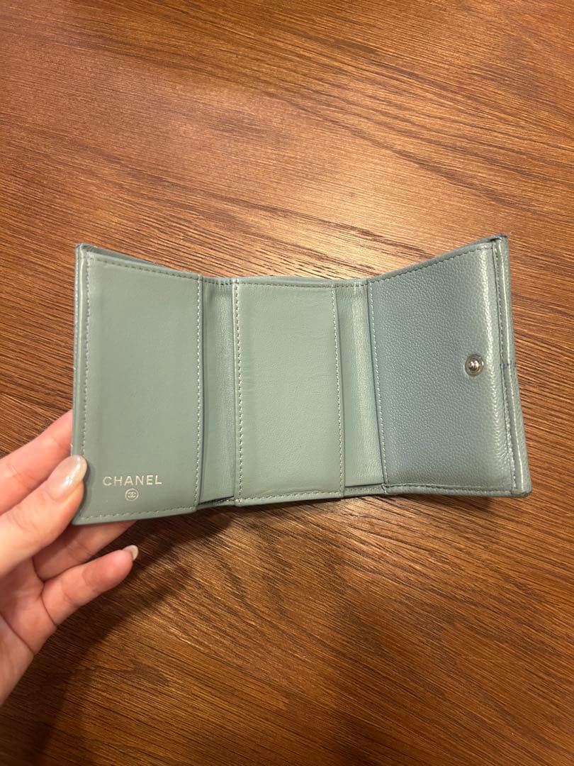 CHANEL スモールフラップウォレット　 ブルーグレー　マトラッセ三つ折り財布