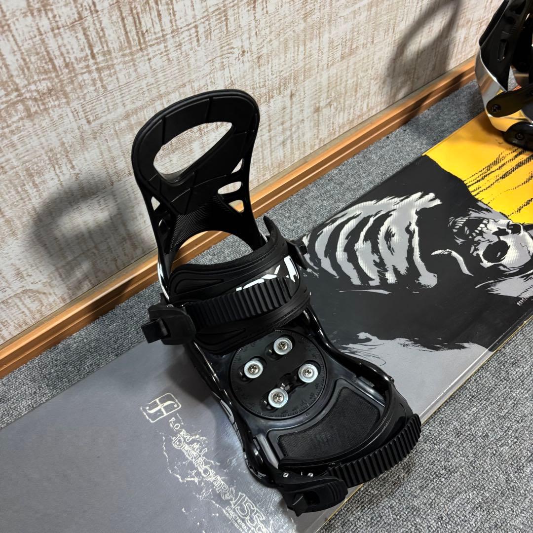 【送料無料】ＦＯＲＵＭ　スノーボード板のみ