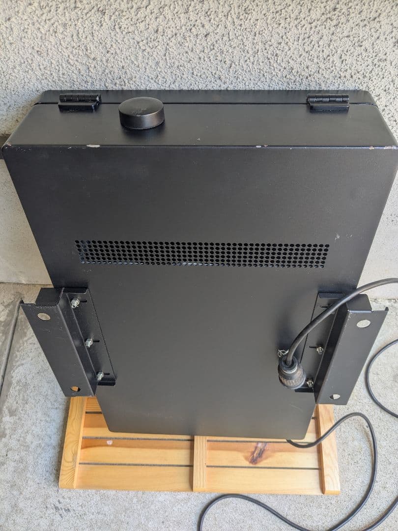 屋外防水設計 21.5型 デジタルサイネージ（タッチパネル・Android搭載）