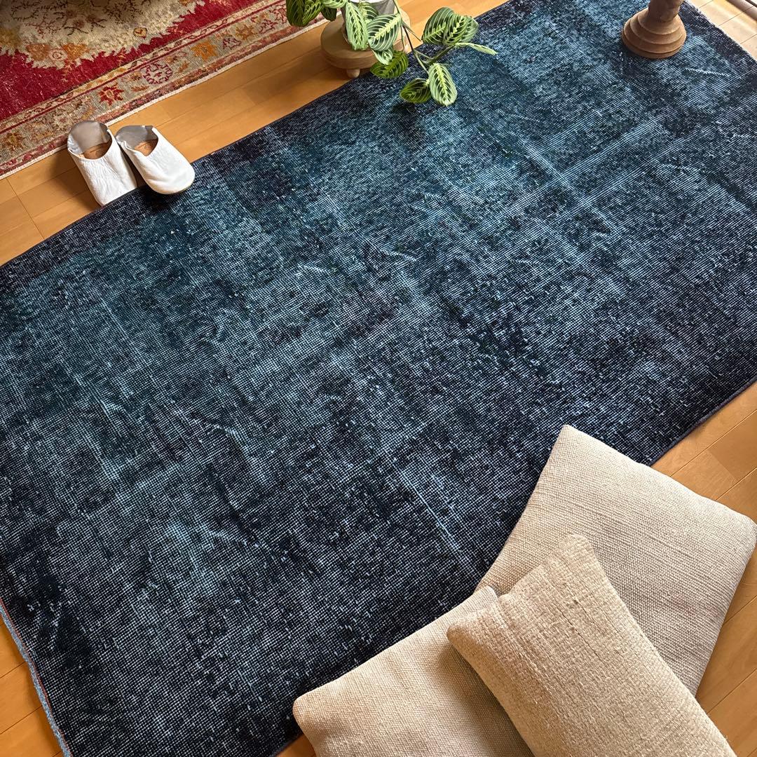 貴重110×198 デニムブルー藍色オーバーダイ　トルコヴィンテージラグ
