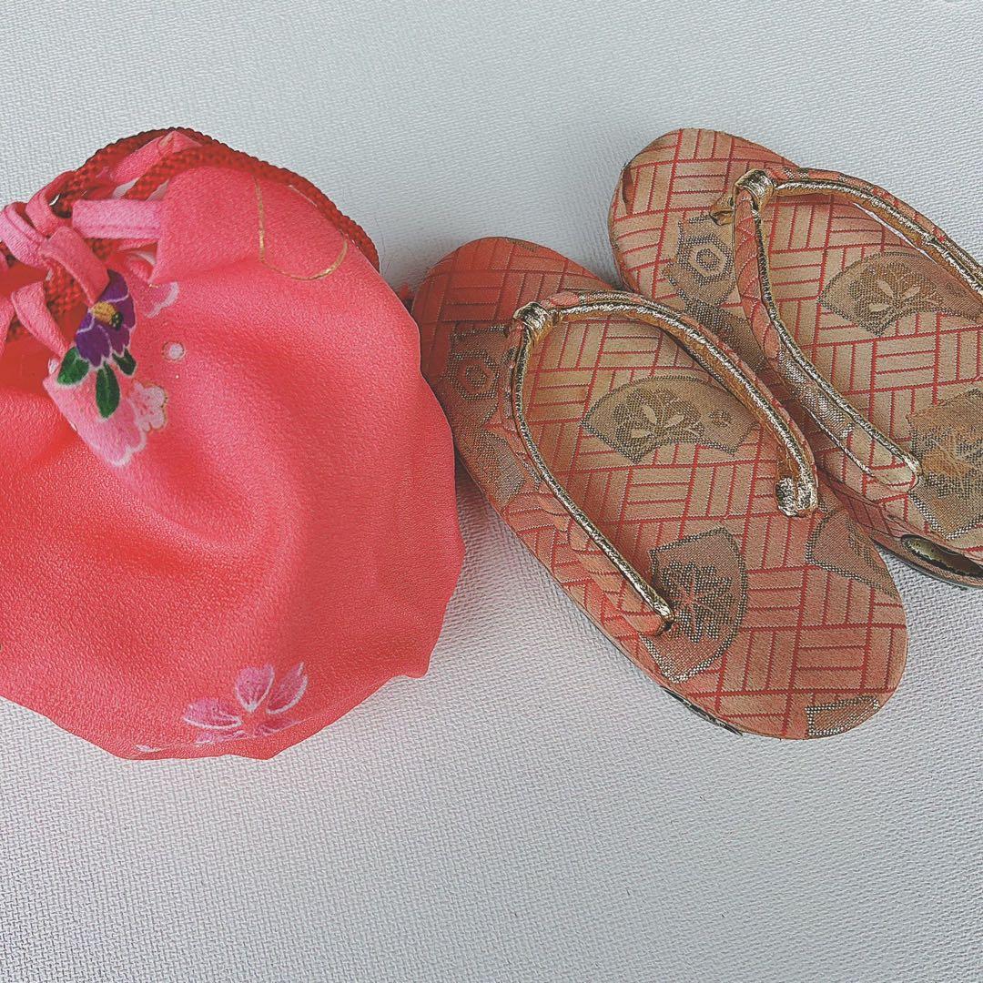 セット　七五三　３歳女の子　長着＆被布＆袖なし長襦袢＆小物　ピンク×白×赤花籠