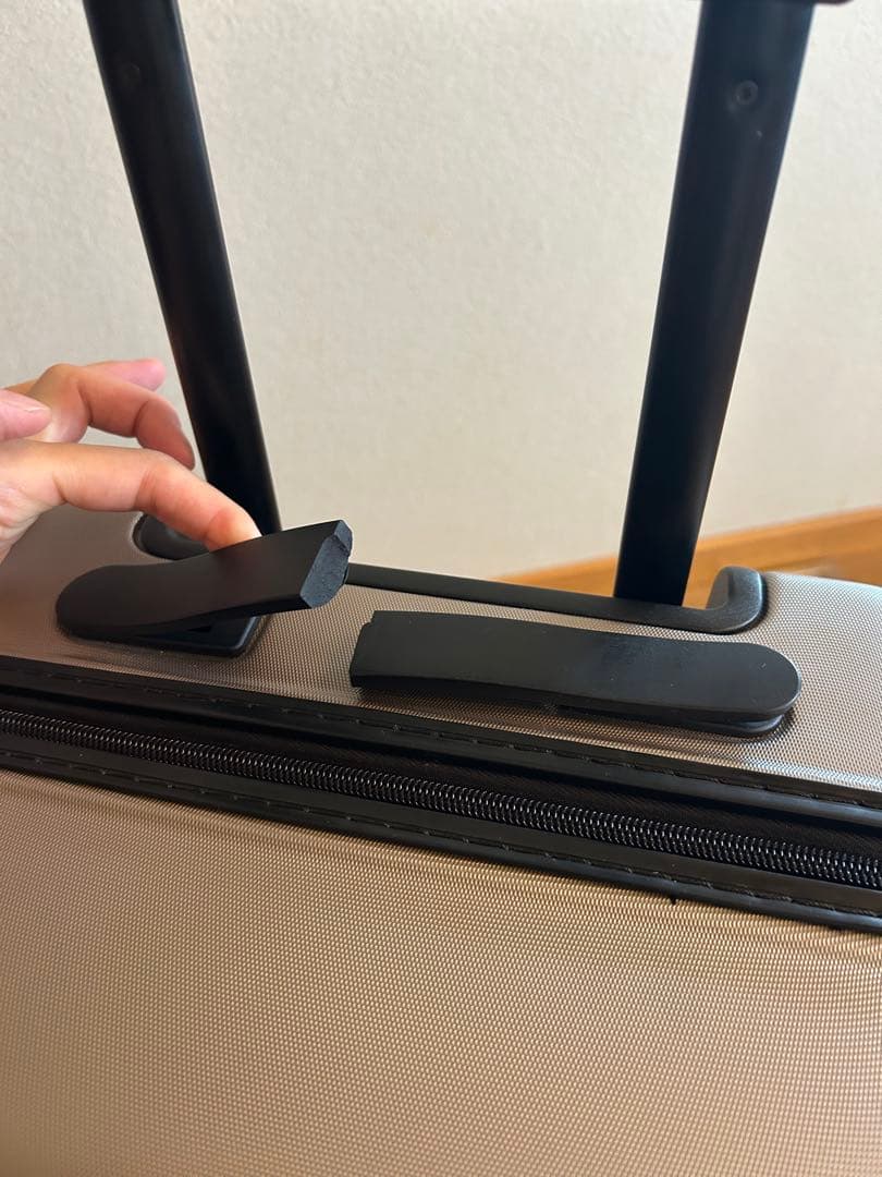 【訳あり美品】　無印　スーツケース36L 機内持ち込み　鍵あり