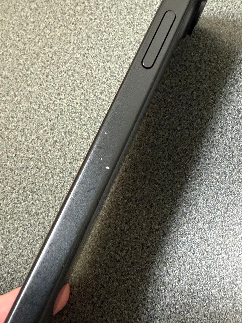 Apple iPhone 15 本体　128gb スマホ