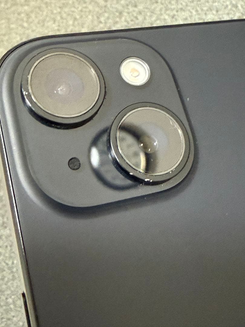 Apple iPhone 15 本体　128gb スマホ