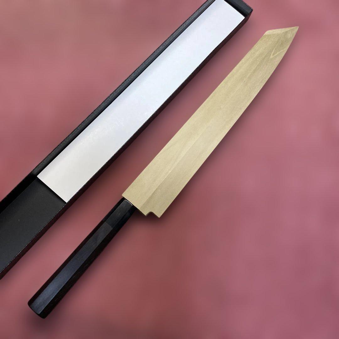 銀三　勘所切付柳刃包丁　300㎜ 尺0寸鞘付き