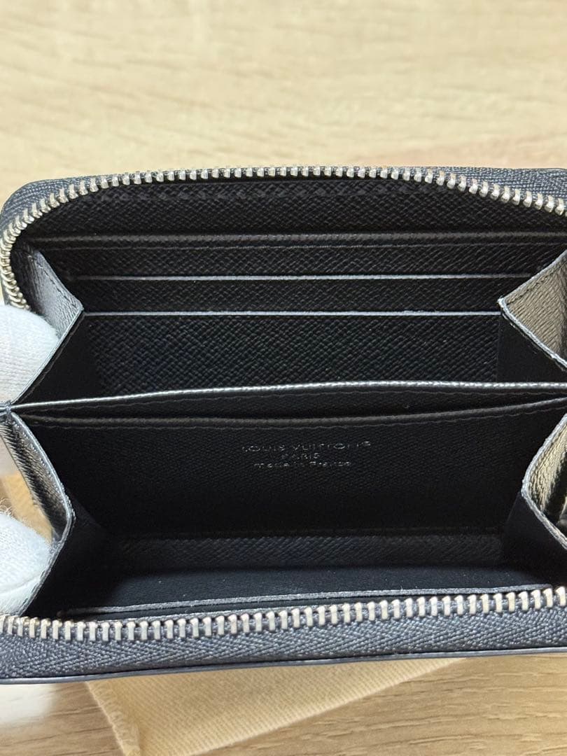 【極美品】ルイヴィトン ジッピーパース エピ 現行モデル M60152
