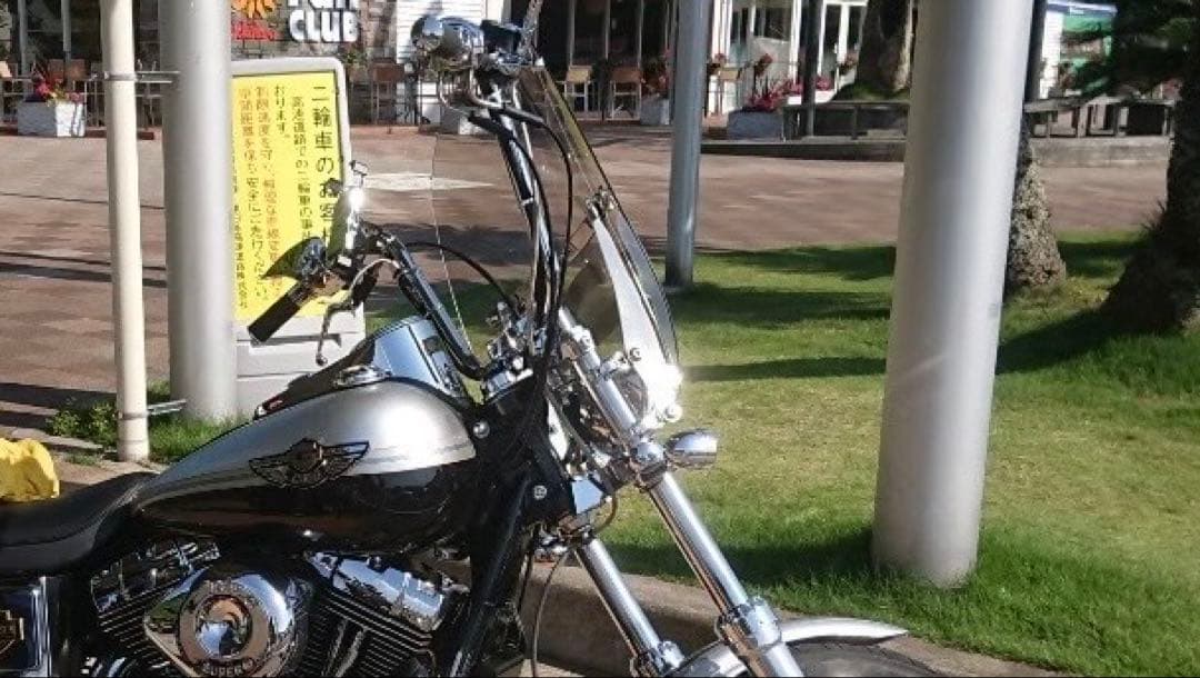 HARLEY DAVIDSON デタッチャブルウィンドシールド　美品