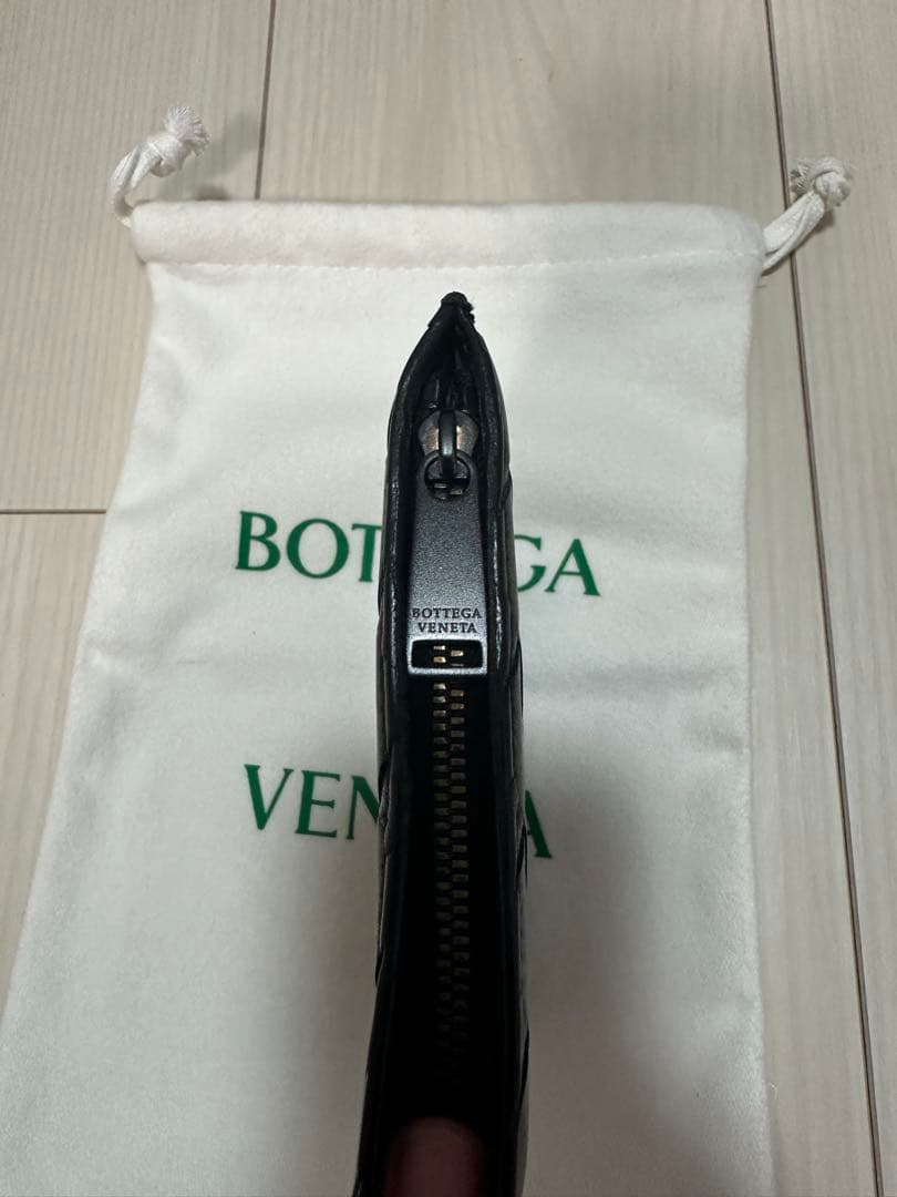BOTTEGA VENETA スクエア　ジップアラウンドウォレット