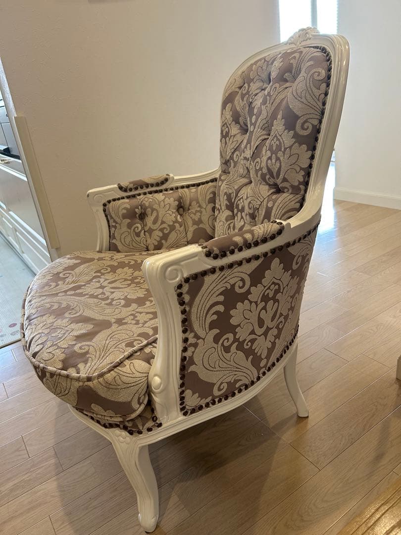 【値下げ】ロココ調　1人用ソファー　アンティーク　ピンクダマスク　椅子　北欧風